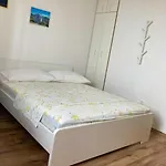With Parking Space Lokva Rogoznica, - 22069 Apartman *