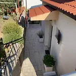 Apartman With Parking Space Lokva Rogoznica, - 22069 Omiš
